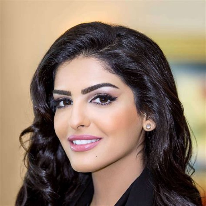 Ameera al-Taweel Biography, Age, Height, Husband, Net Worth, Family
