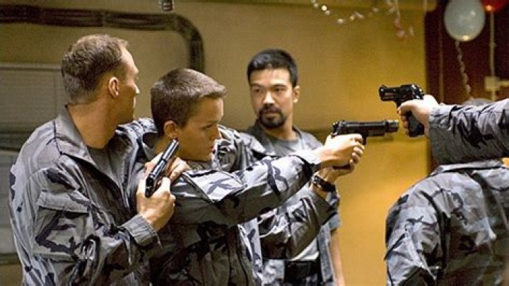 Aziz Bolotovich Beishenaliev Biography, Age, Height, Wife, Net Worth, Family