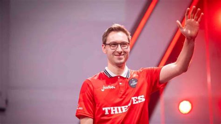 Bjergsen Biography, Age, Height, Wife, Net Worth, Family