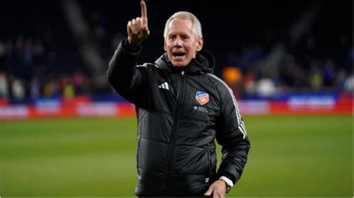 Carl Lindner III Biography, Age, Height, Wife, Net Worth, Family