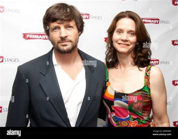 Daisy Foote Biography, Age, Height, Husband, Net Worth, Family