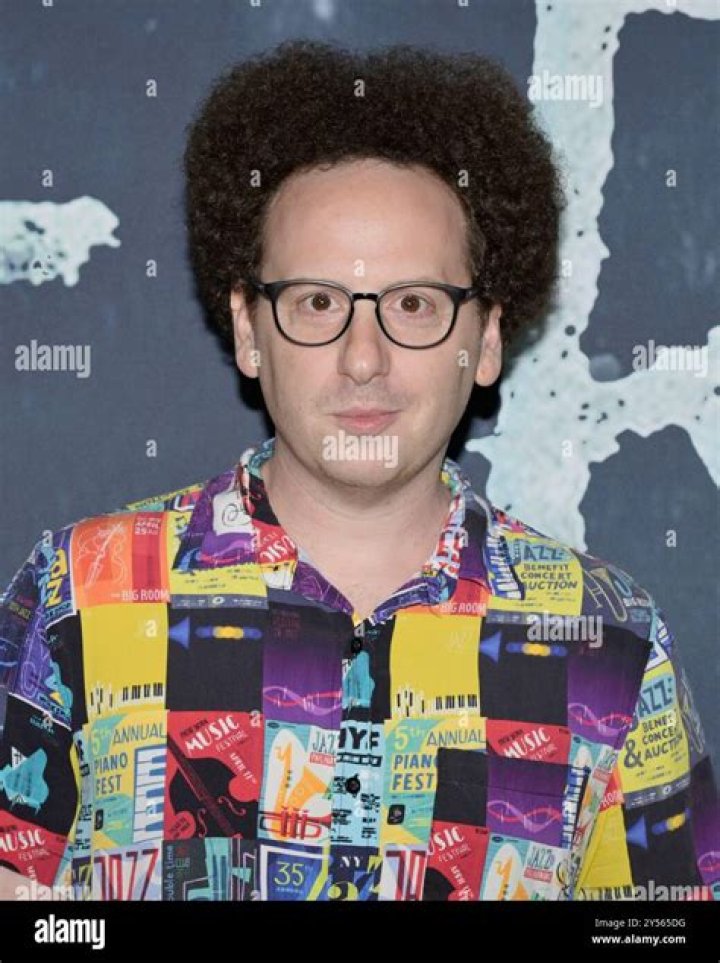 Josh Sussman Biography, Age, Height, Wife, Net Worth, Family