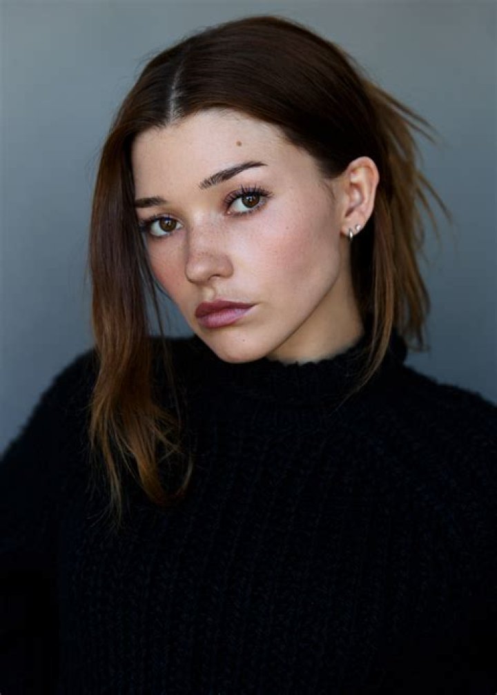 Katie Douglas Biography, Age, Height, Husband, Net Worth, Family