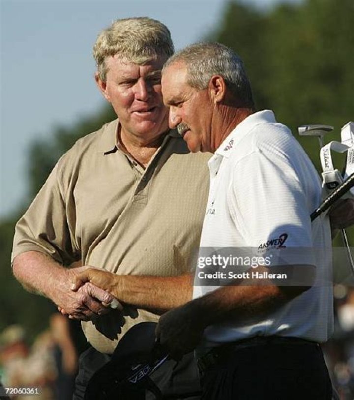 R. W. Eaks Biography, Age, Height, Wife, Net Worth, Family