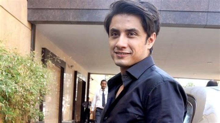 Rafi Malik Biography, Age, Height, Wife, Net Worth, Family