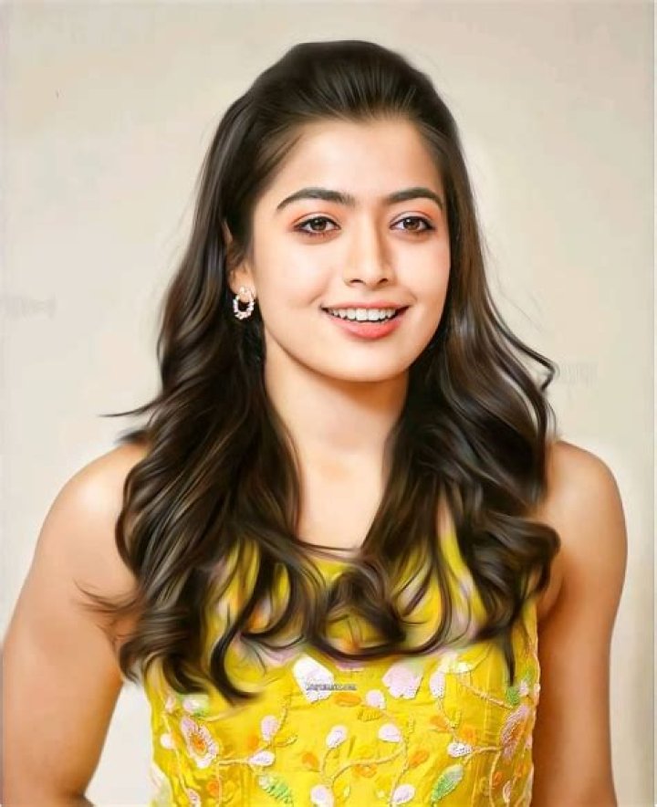 Rashmika Mandanna Biography, Age, Height, Husband, Net Worth, Family