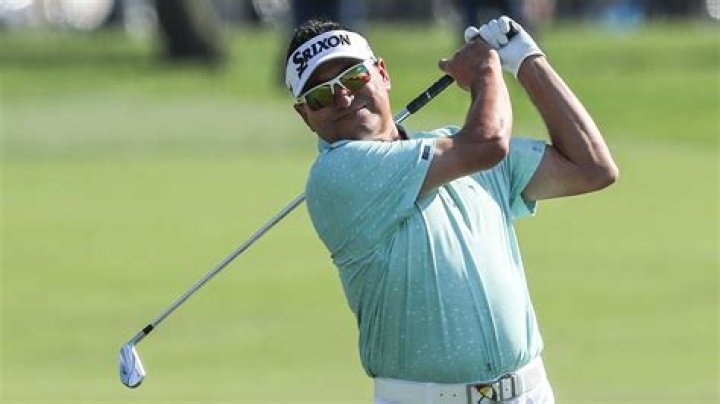 Robert Gamez Biography, Age, Height, Wife, Net Worth, Family