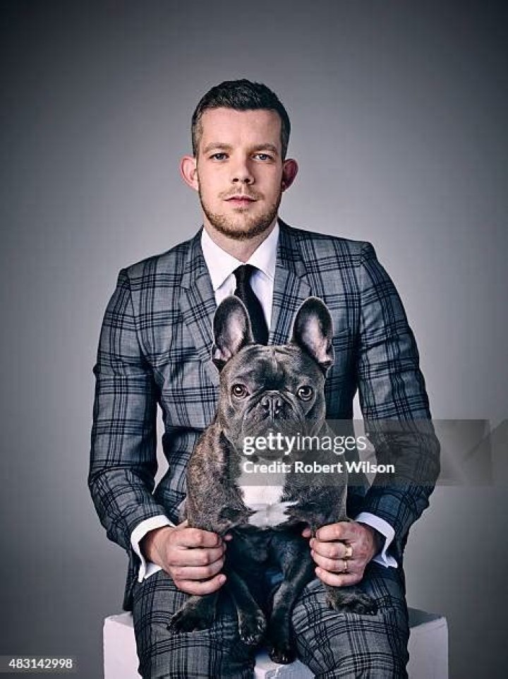 Robert Russell (English actor) Biography, Age, Height, Wife, Net Worth and Family