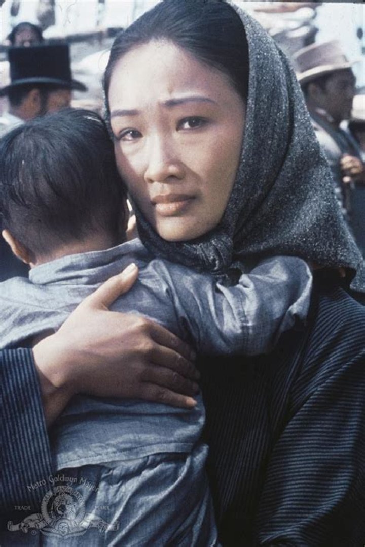 Tina Chen Biography, Age, Height, Husband, Net Worth, Family