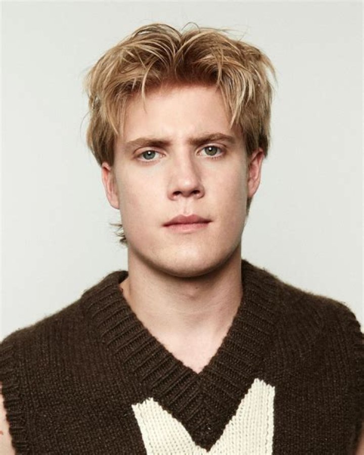 Tom Taylor Biography, Age, Height, Wife, Net Worth, Family