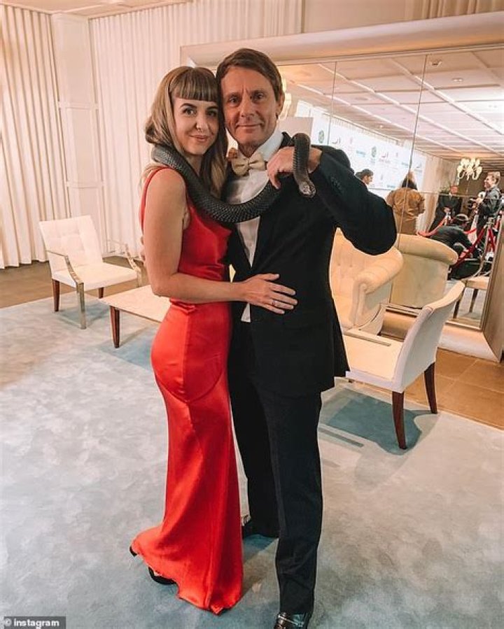 Wes Mannion Biography, Age, Height, Wife, Net Worth, Family