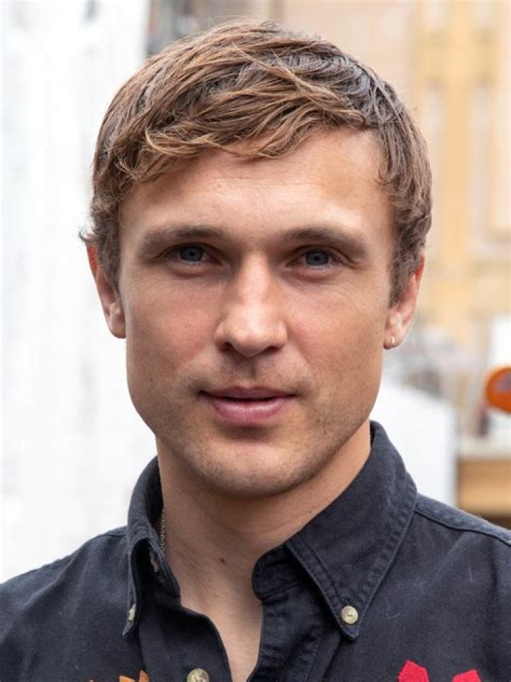 William Moseley Biography, Age, Height, Wife, Net Worth, Family