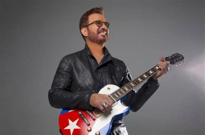 Willy Chirino Biography, Age, Height, Wife, Net Worth, Family